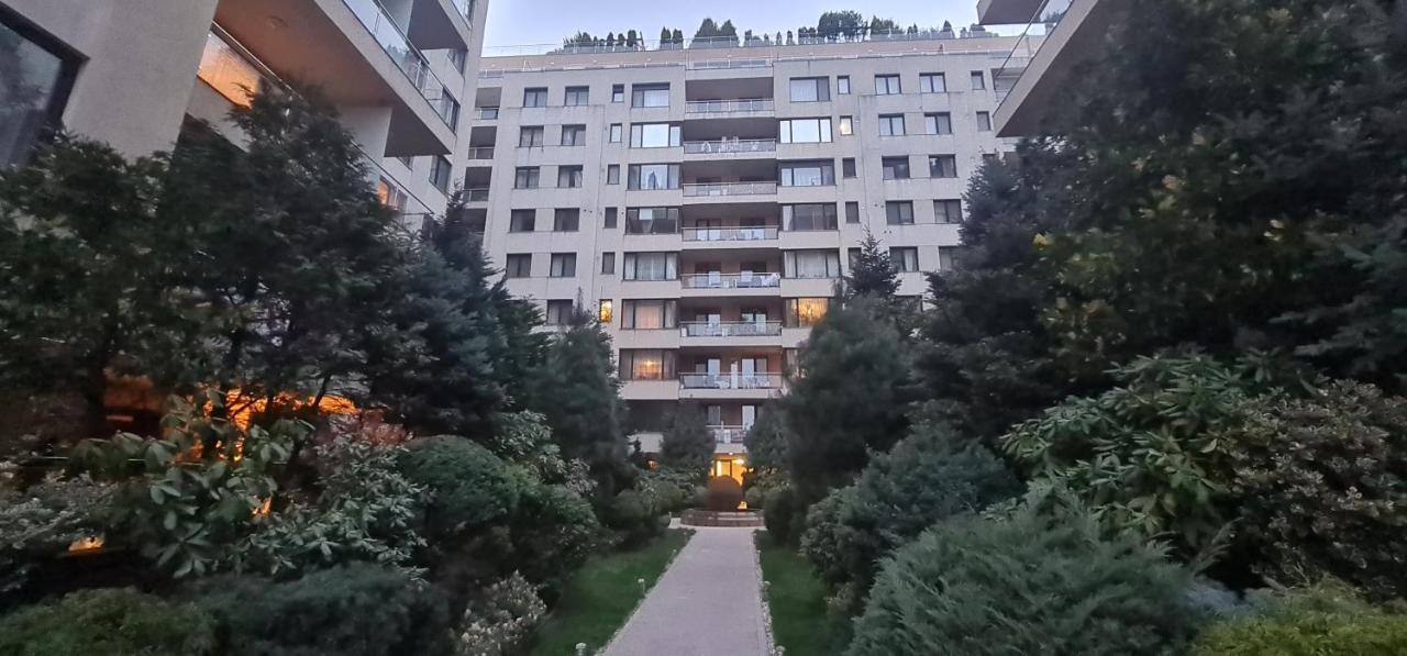 Garden Oasis Studio Bucarest Exterior foto